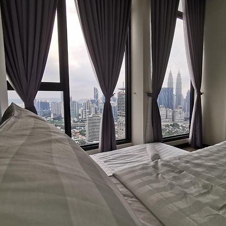 Expressionz Designer Suites Host By Aurora Premium Stay Kuala Lumpur Exterior photo