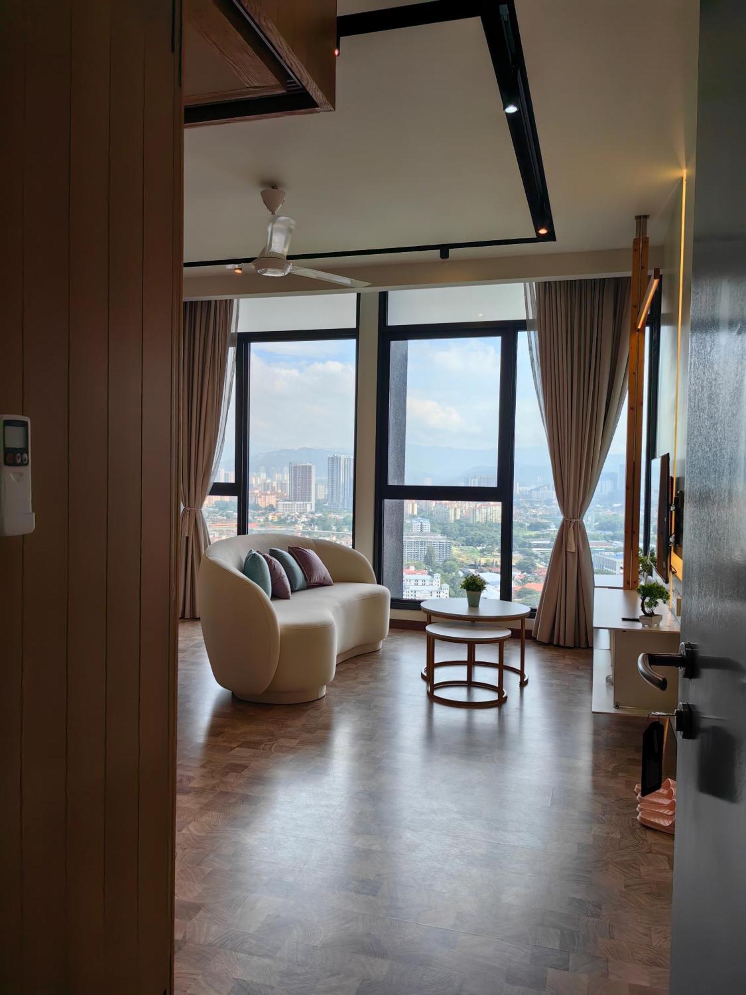 Expressionz Designer Suites Host By Aurora Premium Stay Kuala Lumpur Exterior photo