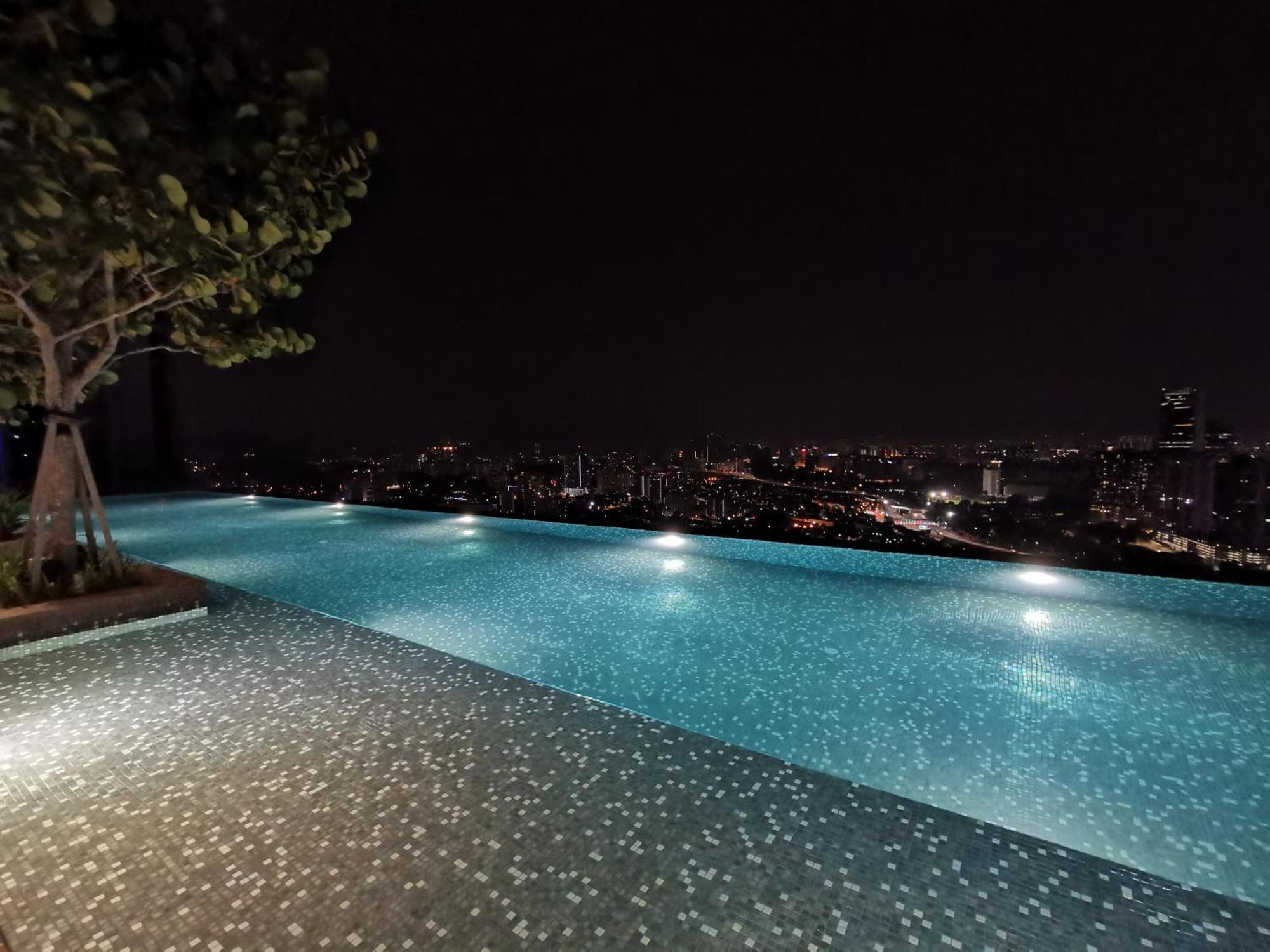 Expressionz Designer Suites Host By Aurora Premium Stay Kuala Lumpur Exterior photo