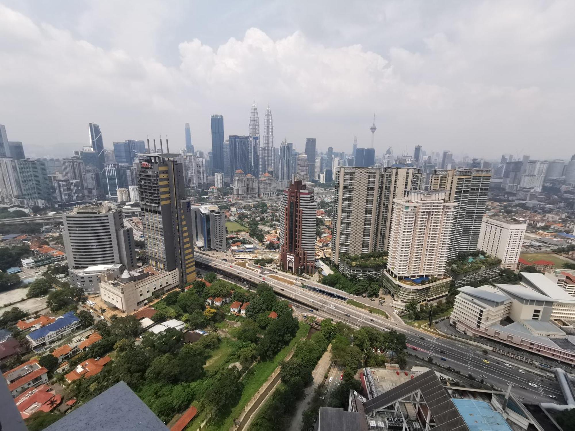 Expressionz Designer Suites Host By Aurora Premium Stay Kuala Lumpur Exterior photo
