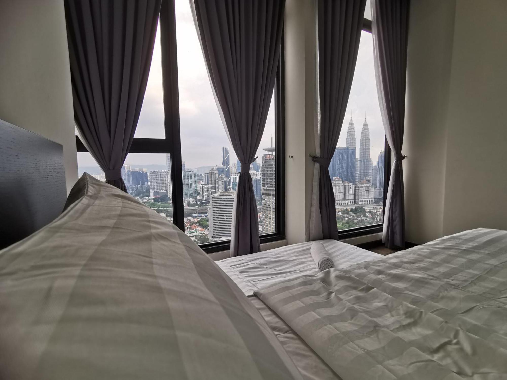 Expressionz Designer Suites Host By Aurora Premium Stay Kuala Lumpur Exterior photo